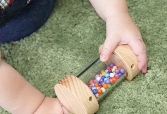 Desarrollo Sensorial: Explorando un Mundo de Sensaciones con el Kit Multisensorial en el Aula